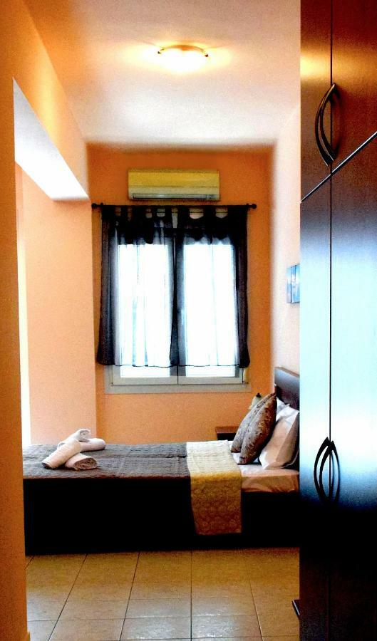 Arianna Studios 7 Кавала Екстериор снимка